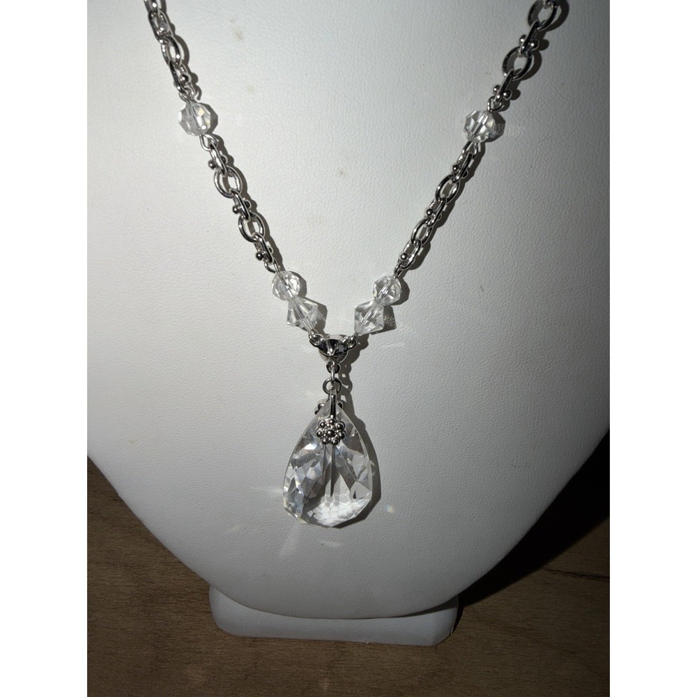 SWAROVSKI SILVER TONE COLORLESS DANGLE CRYSTAL STATEMENT NECKLACE‎